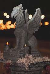 Horror themed museum wedding (16)