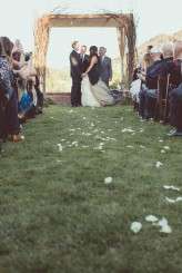 Monochrome and rustic wedding (29)