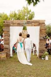 relaxed summer picnic wedding in spain (18)