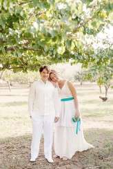 relaxed summer picnic wedding in spain (3)