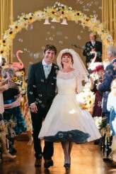 sunflowers & flamingo themed retro wedding (27)