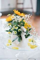 sunflowers & flamingo themed retro wedding (32)