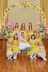 sunflowers & flamingo themed retro wedding (38)