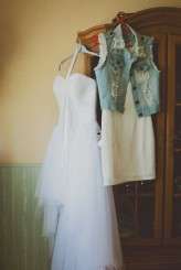 whimsical feather wedding in the russian woods (1)