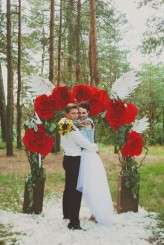 whimsical feather wedding in the russian woods (43)