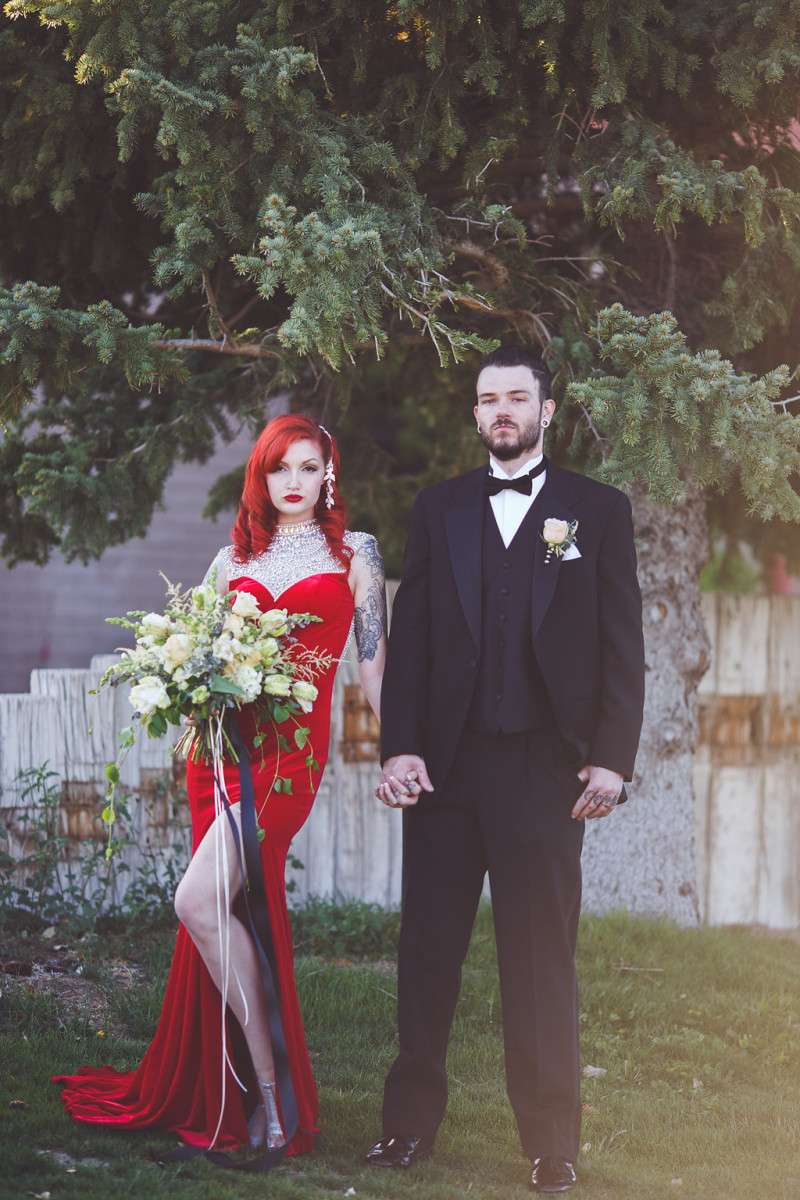 Jessica-Rabbit-styled-bridal-shoot-800x1200