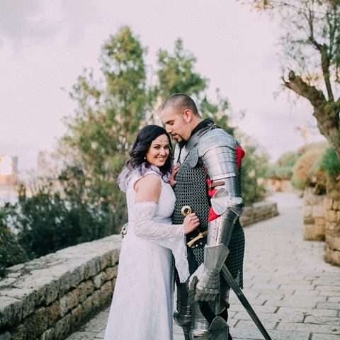 Live Action Role Play Wedding with the Groom in a Suit of Armour (7)