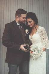 Nostalgic romance and journey wedding (17)