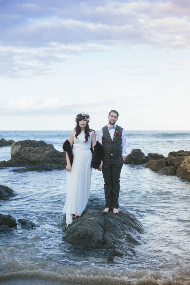Casual Beautiful New Zealand Wedding Rock n Roll Bride Casual Beautiful New Zealand Wedding Rock n Roll Bride