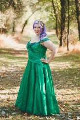 casual back garden wedding bride in green (9)