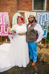 colourful festival wedding (26)