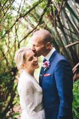 worlds smallest church wedding (36)