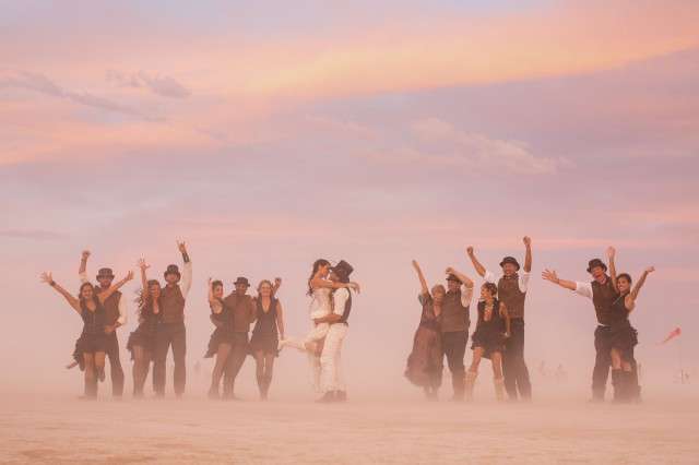 epic Burning Man wedding_MichelleAndDamien (84)
