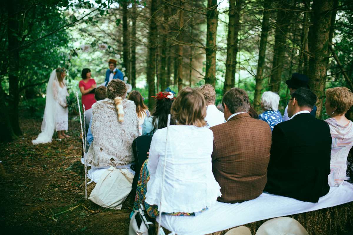 secret woodland wedding in cornwall (17)