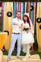 anime and 1950s wedding in russia (42)