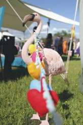 colourful pin up wedding (64)