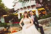 Retro kitsch wedding at Madonna Inn (46)