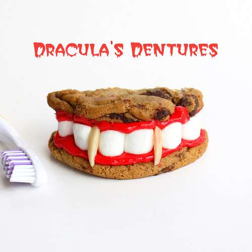 dracula-dentures-text