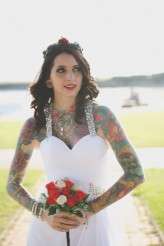traditional wedding with a rocknroll twist (49)