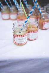 Casual and colourful cork wedding (34)