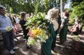 Green & Black Latvian Forest Wedding with a Hint of Tolkien (10)