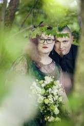 Green & Black Latvian Forest Wedding with a Hint of Tolkien (14)