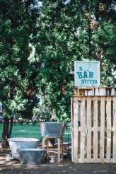 intimate camping wedding in hungary (29)