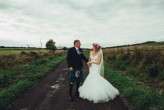 pink haired bride uk wedding (13)