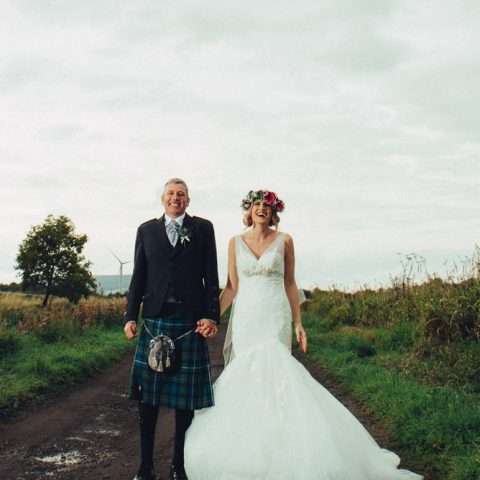 pink haired bride uk wedding (16)