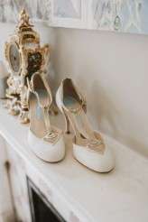 travel metallic and non-floral wedding in somerset (5)