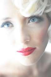 Marilyn Monroe Recreation – Six Hearts Photography41