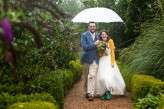 colourful rainy summer wedding (31)