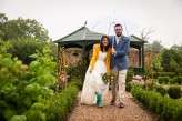 colourful rainy summer wedding (34)