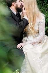 dark, woodland fairytale wedding (29)