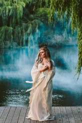 lady in the lake bridal shoot (38)