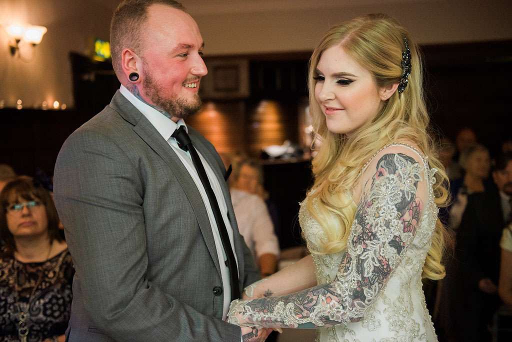Glamorous Autumn Wedding with a Tattooed Bride and Groom (16)
