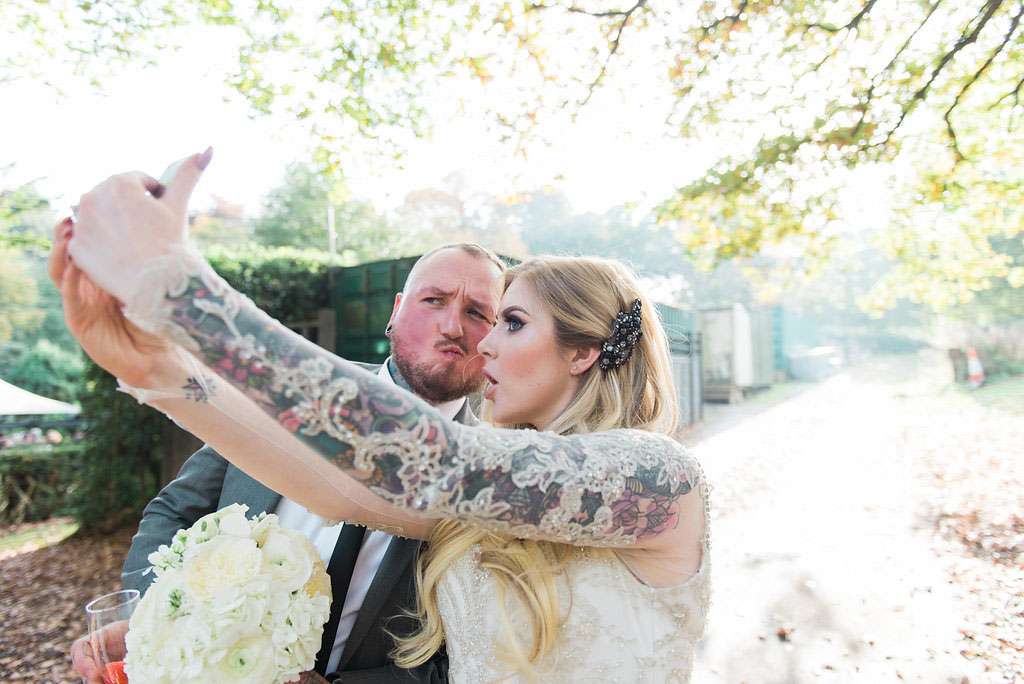 Glamorous Autumn Wedding with a Tattooed Bride and Groom (18)