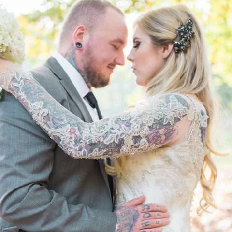 Glamorous Autumn Wedding with a Tattooed Bride and Groom (25)