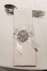 Glamorous Autumn Wedding with a Tattooed Bride and Groom (37)