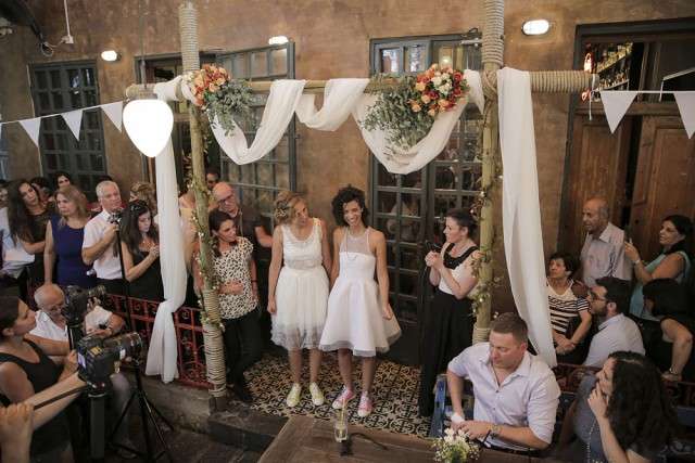 Lesbian wedding in Israel (48)