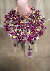 How to Use Flowers to Add Personality to Your Wedding (17)