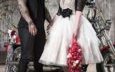 How to Use Flowers to Add Personality to Your Wedding biker shoot (1)
