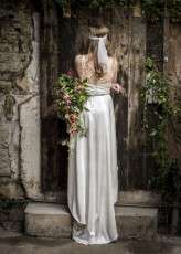 How to Use Flowers to Add Personality to Your Wedding biker shoot (28)