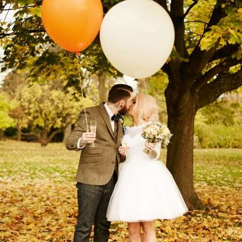autumnal halloween wedding at a botanical gardens (21)