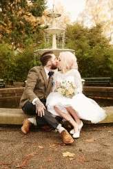 autumnal halloween wedding at a botanical gardens (23)