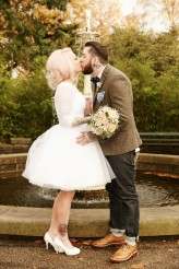 autumnal halloween wedding at a botanical gardens (25)