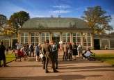 autumnal halloween wedding at a botanical gardens (3)