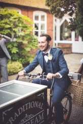 classic vintage wedding with eccentric touches (15)