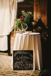 modern rustic wedding (57)