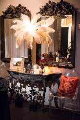 Glitzy Prohibition Era & Vaudeville Theatre Wedding (9)